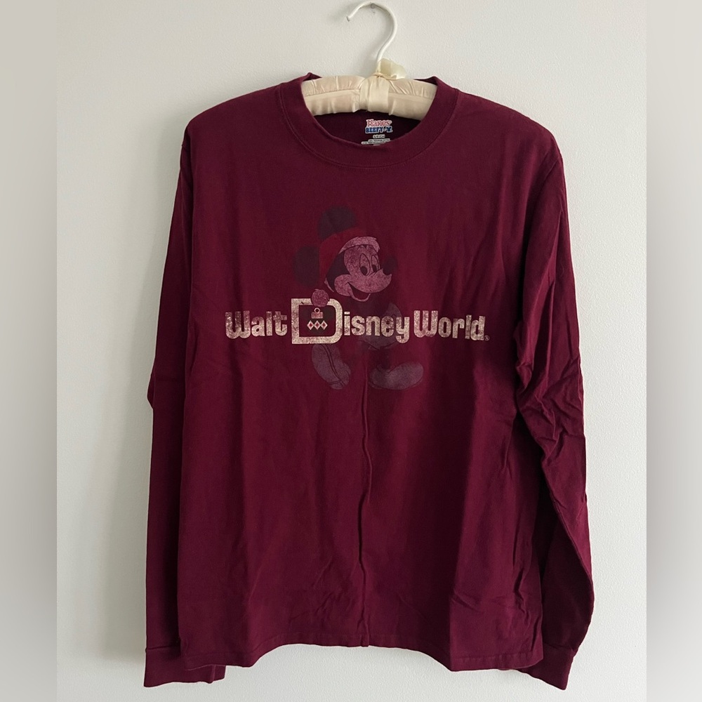 Disney World Santa Mickey Long Sleeve Graphic Tee